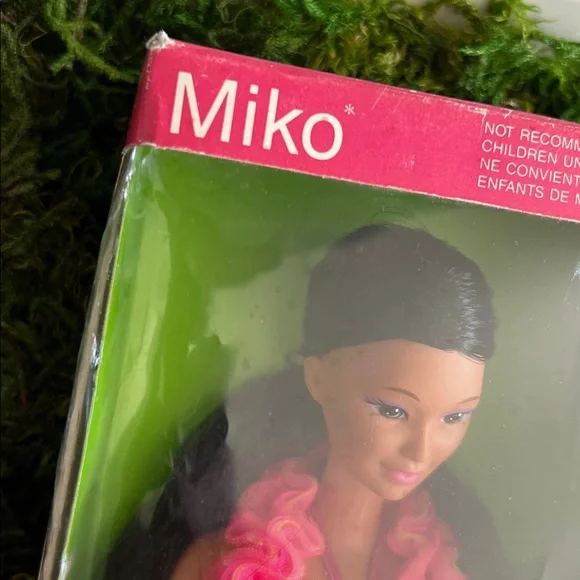 VINTAGE Barbie Island fun MIKO doll 1980s Mattel Canada Inc. NEW IN BOX! 💕 - Picture 15 of 17